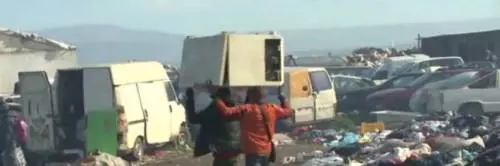 Foggia, al posto del "Gran Ghetto" oggi sorge un camping abusivo