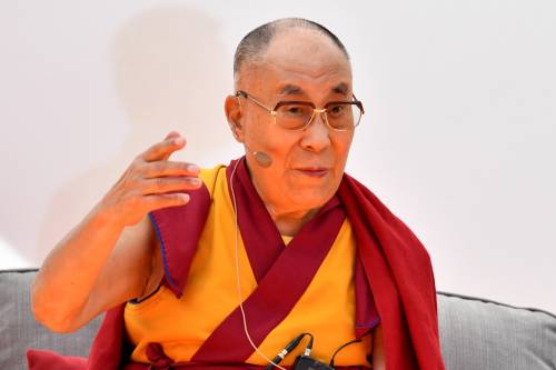 Ora il Pd "arruola" il Dalai Lama per lanciare lo spot allo ius soli