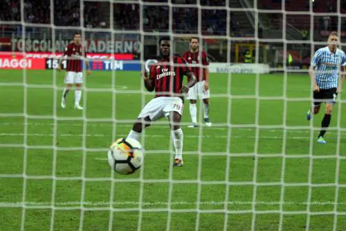 Milan col minimo sforzo ma servono due rigori per mettere sotto la Spal