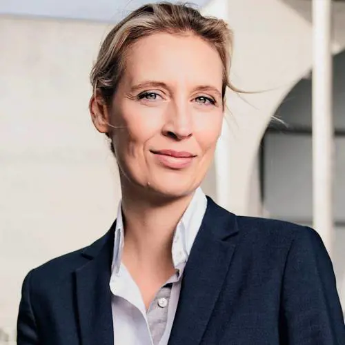 Germania, la candidata dell'Afd fa coming out: "Sono lesbica"