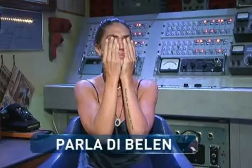 Gf Vip, Cecilia in lacrime: "Sono stata gelosa di Belen"