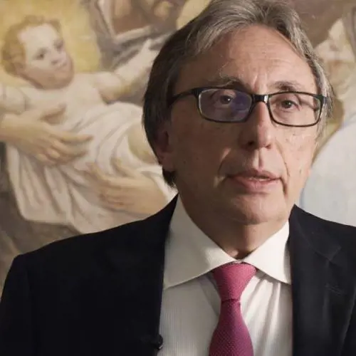 "Ha aiutato il figlio del ministro" Indagato rettore della Suor Orsola di Napoli