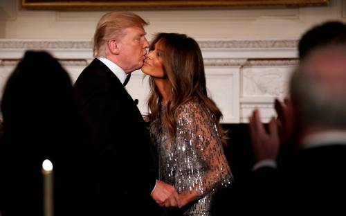 Tutte le confessioni hot di Donald Trump: "Quella volta che ho toccato Melania in pubblico"