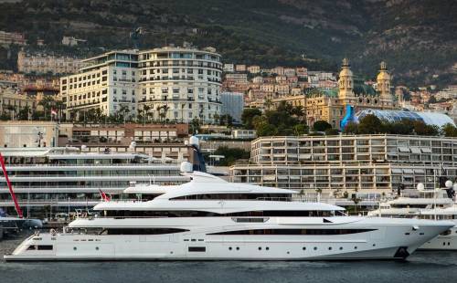 Nautica, Ferretti Group investe nei super e mega yacht
