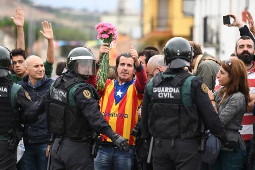 Tensioni per il voto in Catalogna