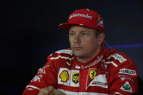 Raikkonen: "Ritirarsi così fa male, ma ora non possiamo farci nulla"
