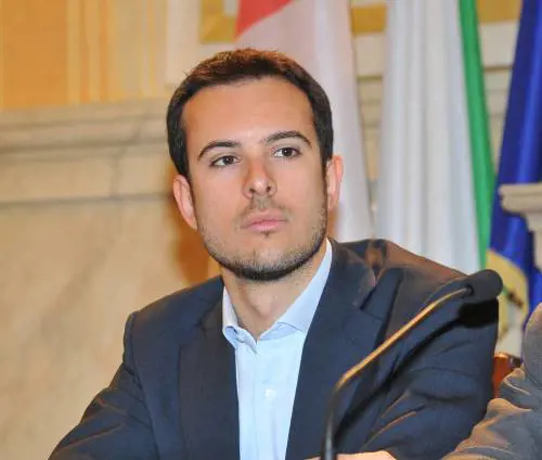 Le istituzioni in silenzio complici della canaglia