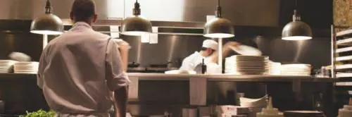 Industria addio a Bari: c'è lavoro solo come camerieri