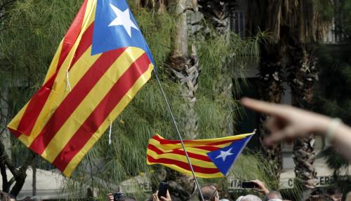 "Catalogna, bimbi anti-indipendenza discriminati nelle scuole"