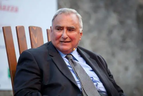 "L'auto elettrica è il futuro? Una bufala per ricchi"