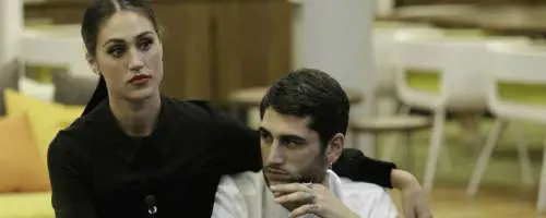 Gf Vip, Jeremias si schiera dalla parte di Cecilia: "Evita però certe cose"