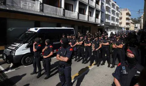 Il capo dei Mossos a processo: rischia 15 anni per sedizione
