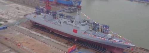 La Cina svela il suo nuovo cacciatorpediniere lanciamissili 