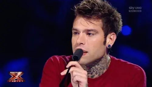 Fedez a Levante: "Fai la buonista e poi fuori da qui..."