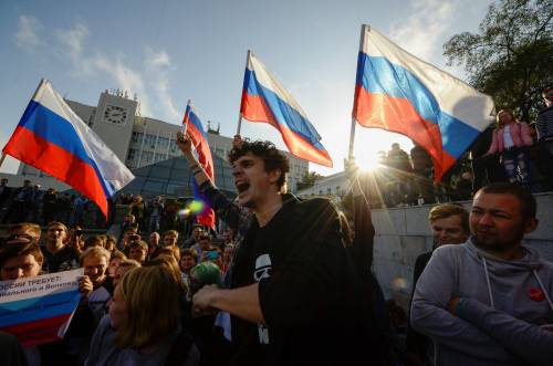 Proteste anti Putin in 80 città: 250 arresti in tutta la Russia