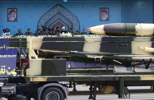 Quel missile balistico dell'Iran che può colpire basi degli Usa
