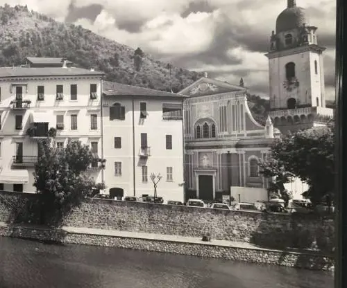 Marcia indietro di Lidl: "Rimetteremo le croci"