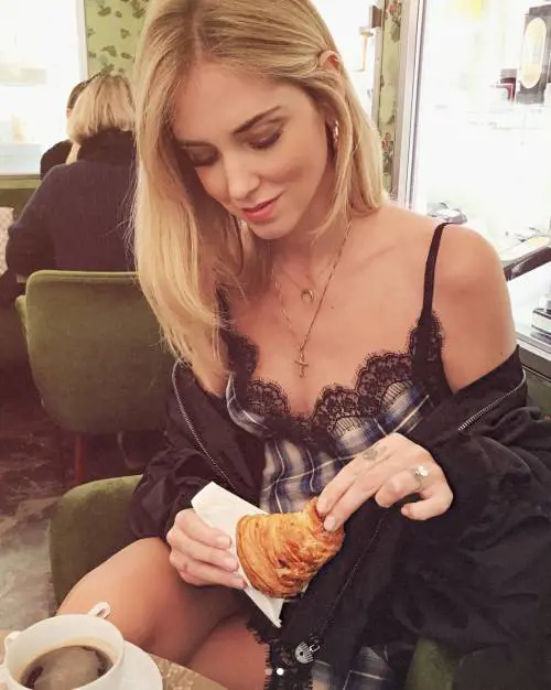 Chiara Ferragni, il cornetto è sexy