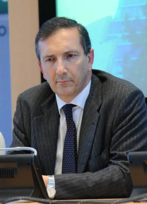 Tim, arriva la tregua Elliott-Vivendi