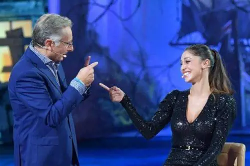 La gaffe di Belen: "Lavoro qui perché in Argentina ci sono troppe belle ragazze"