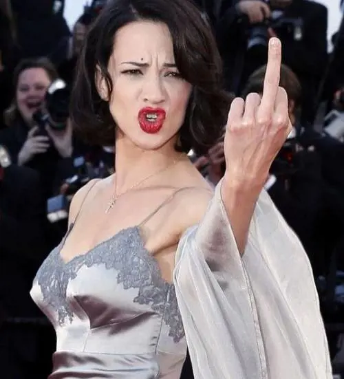E ora Asia Argento tiene il conto delle abusate da Weinstein