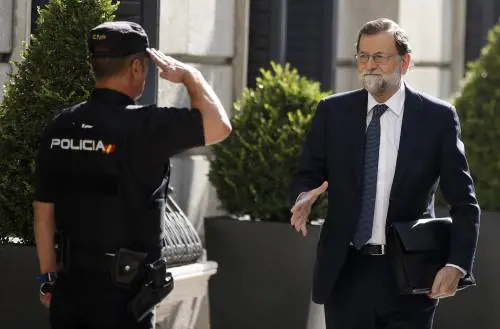 Il governo soffoca la rivolta: "Destituiremo i ribelli"