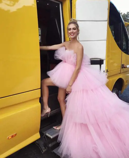 Chiara Ferragni sexy in rosa