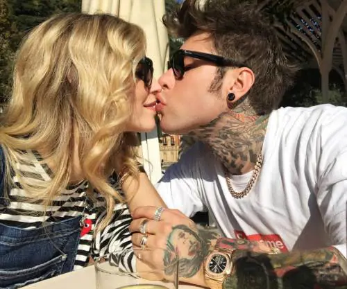 Chiara Ferragni: auguri sexy per il compleanno di Fedez