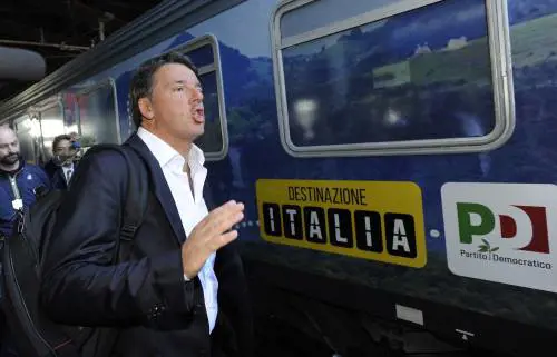 Renzi: "Banca Etruria usata come alibi per azzerare le critiche"