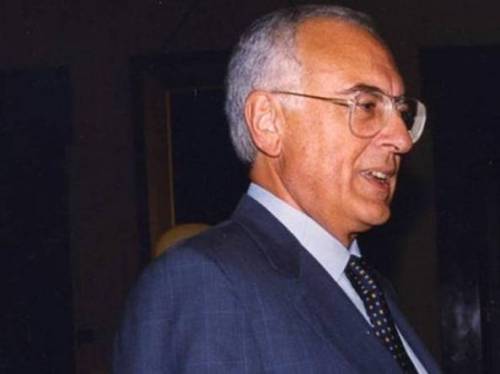 Cangini sepolto in camicia nera per estrema fedeltà a un mondo perduto