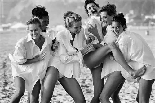 Morto Peter Lindbergh, il fotografo delle dive