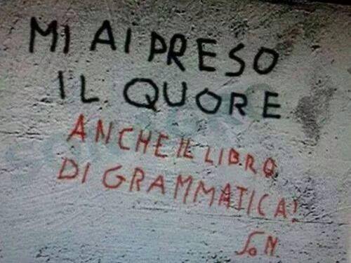 "Erare è propio umano": sette italiani su dieci bocciati in grammatica