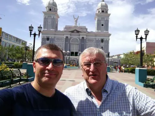 "Vado missionario a Cuba L'alcol peggio delle donne"