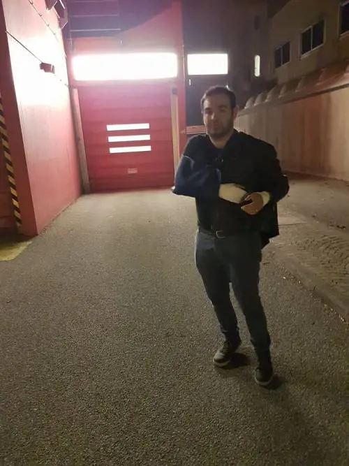 "Aggrediti e minacciati di morte davanti a una moschea abusiva"