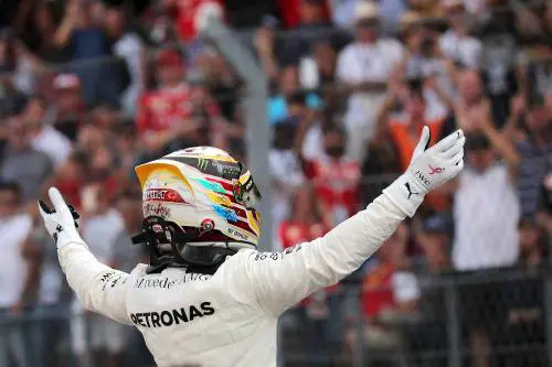 Gp Montmelò, Hamilton in pole: Ferrari in seconda fila