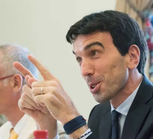 Martina porta la croce del Pd: "Noi siamo all'opposizione"