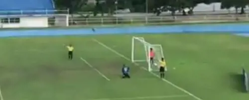 Asia, il calcio di rigore  più comico della storia
