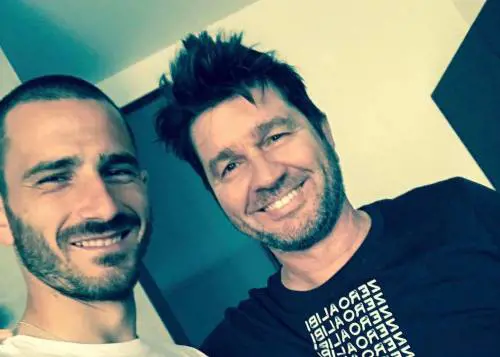 Il mental coach di Bonucci "Ha toccato il fondo". Leo: "Mi dissocio"