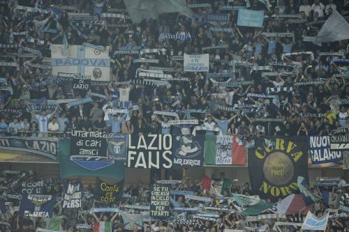 Curva nord Lazio: gli Irriducibili si sciolgono dopo 33 anni 