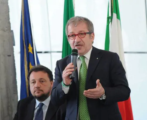 Maroni si schiera "Io con Israele". Gelmini incalza "Sala ora agisca"