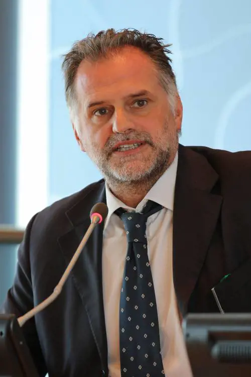 Garavaglia indagato per il palazzo dell'Asl: "Vendita sottoprezzo del locale"