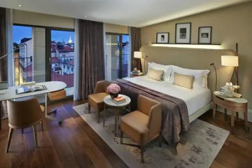 Milano, lite con la escort nella suite del Mandarin