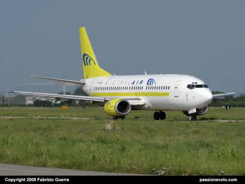 Mistral, la "mini-Alitalia" delle Poste che vuole licenziare la metà dei piloti