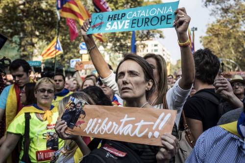L'indipendentista catalano Junqueras resterà in carcere