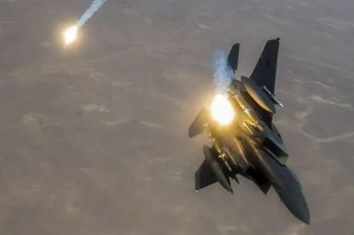 Gli Stati Uniti prendono gli F15. In che stato è l'aeronautica Usa?