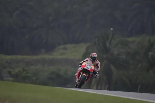 MotoGp Malesia, Pedrosa in pole. Rossi è quarto