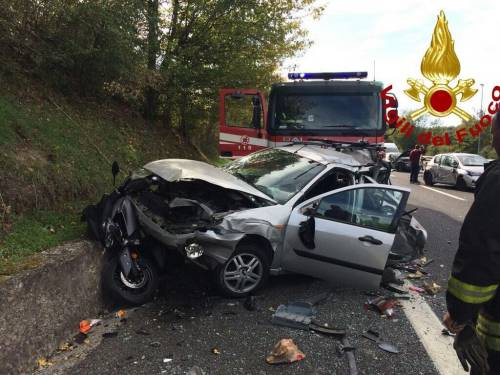 Maxi-incidente a Roma: 13 feriti, tre sono gravi