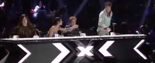 Fedez e Levante litigano durante il primo live di X Factor