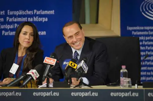 Berlusconi: "Tajani sarebbe un ottimo premier"