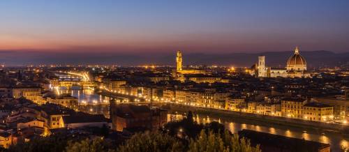 Pipì in strada e ubriachi, Firenze nel degrado